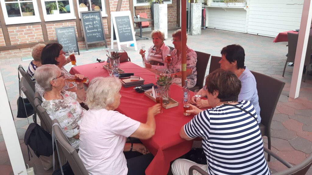 gemeinsames essen trinken